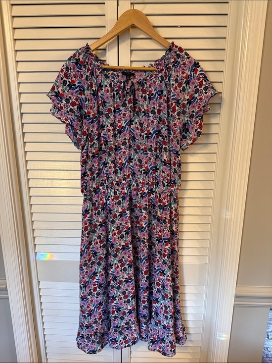 Talbots Dresses & Skirts - Talbots Floral Midi Dress Pink Purple Blue Size 10 Flutter Sleeve Classic Style